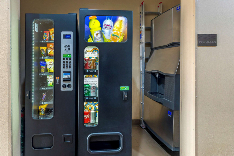 Food & Drinks 5, Comfort Inn Near UNT, Denton