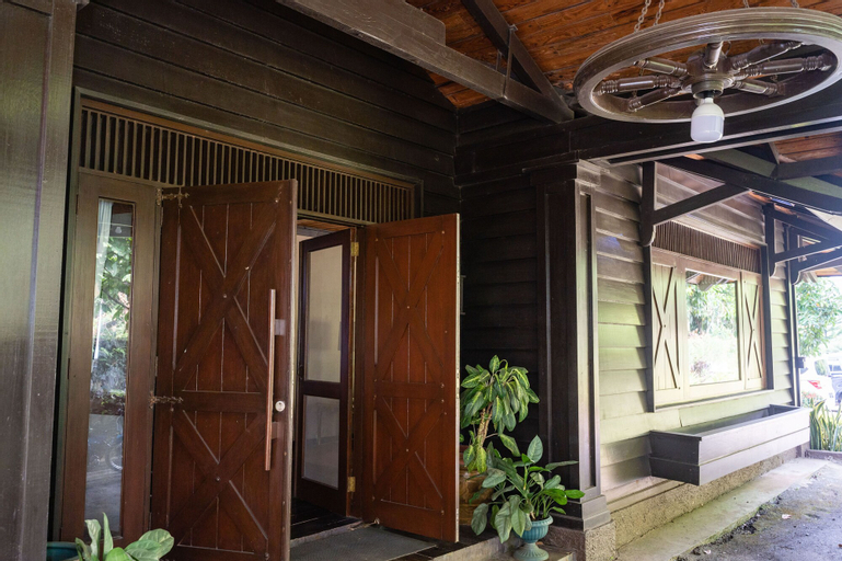 Exterior & Views 2, RedDoorz Premium @ Lido Sukabumi, Sukabumi