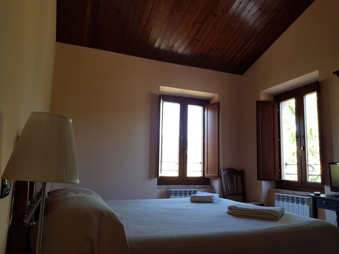 Bedroom 2, La Cicala, Ascoli Piceno