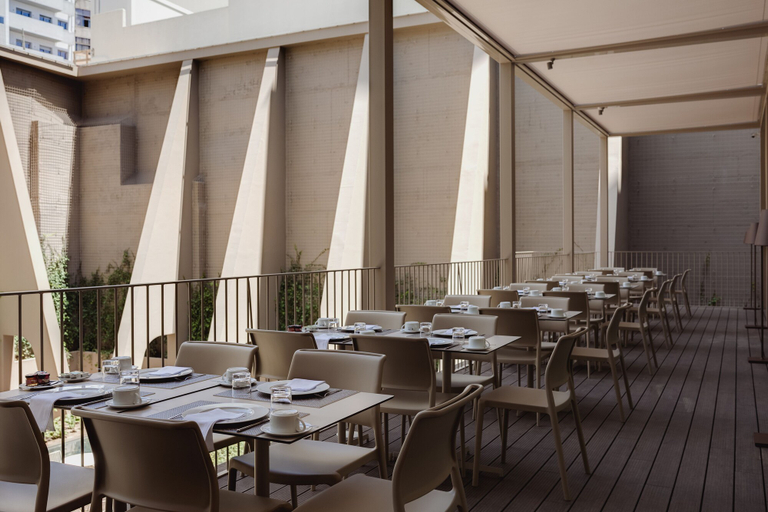 Food & Drinks 5, Lumen Hotel & The Lisbon Light Show, Lisbon