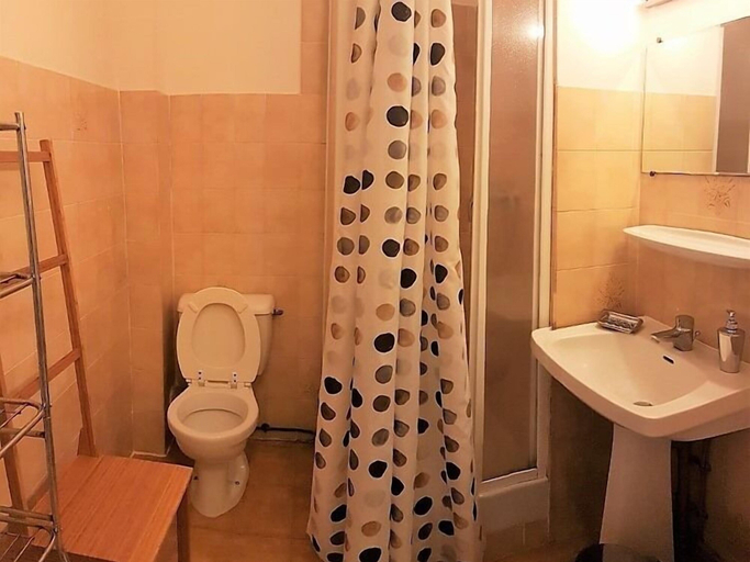 Bathroom 4, Casa Orsoni, Haute-Corse