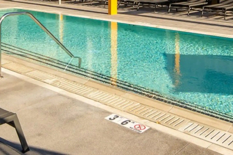 Sport & Beauty 2, SuitesRUs Apart Hotel near Dodgers Stadium, Los Angeles