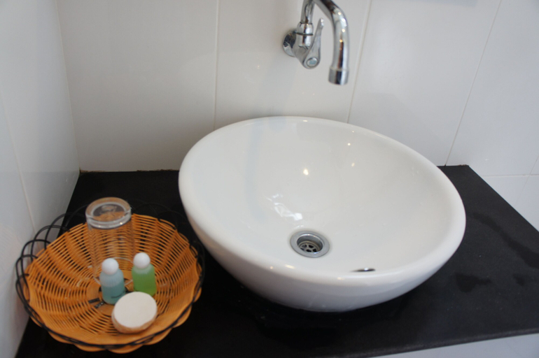 Bathroom 4, Vientiane SP Hotel, Vientiane