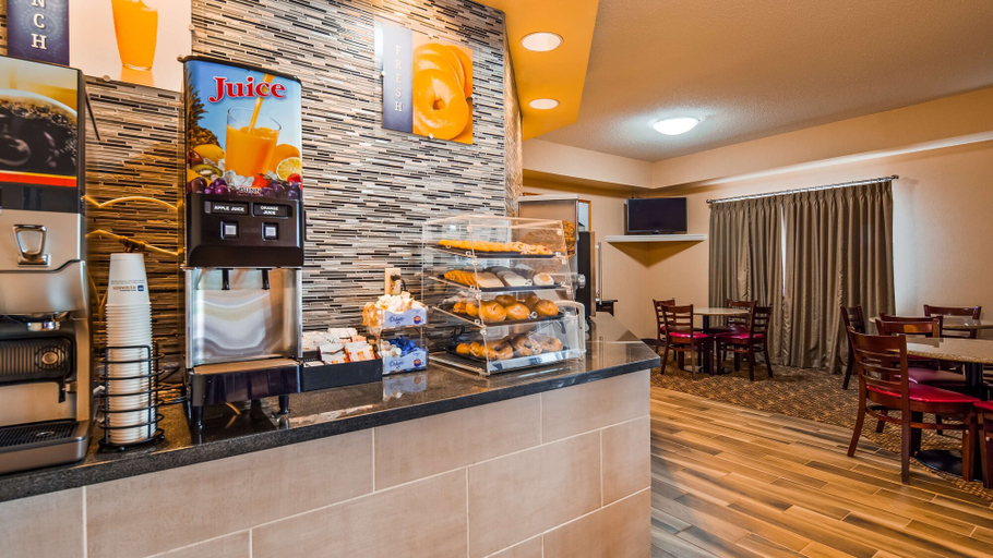 Food & Drinks 5, Best Western Danville Inn, Montour