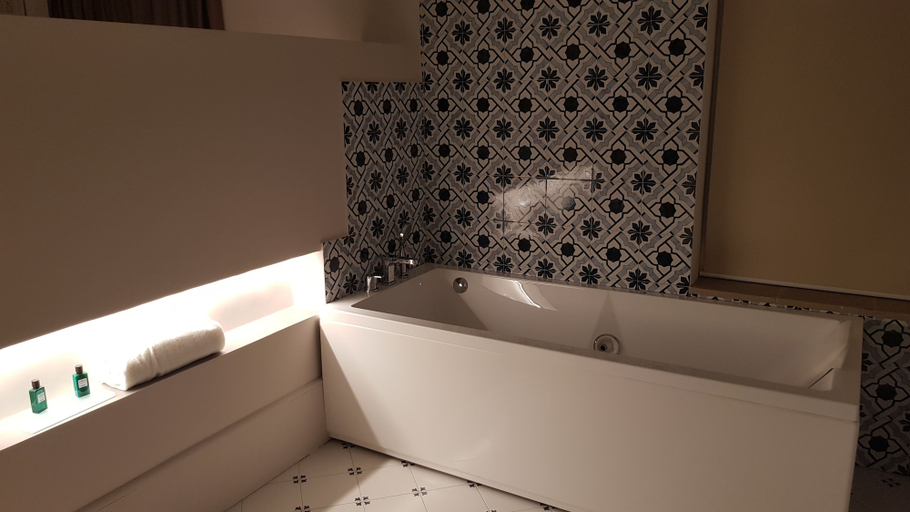 Bathroom 5, Hotel Garden Riviera, Salerno