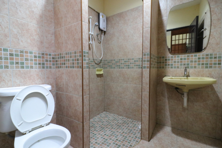 Bathroom 5