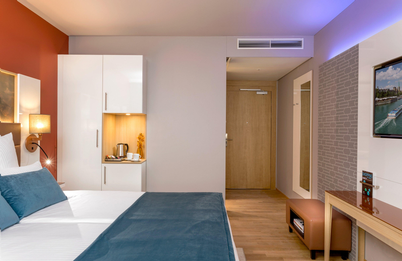 Bedroom 11