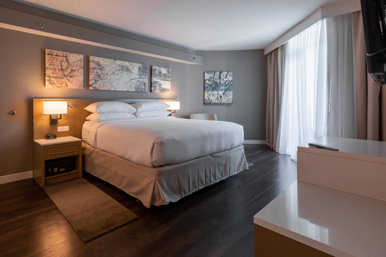Bedroom 3, Delta Hotels by Marriott Raleigh-Durham at Research Triangle Park, Durham