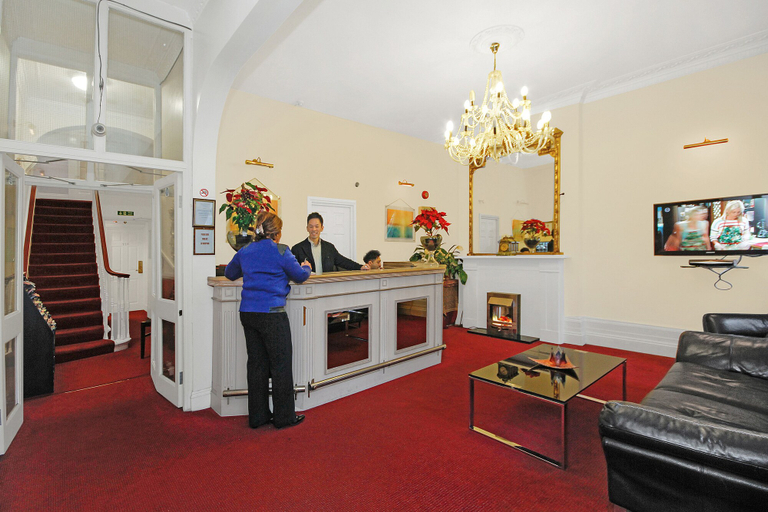 Others 5, Admiral Hotel at Park Avenue, London