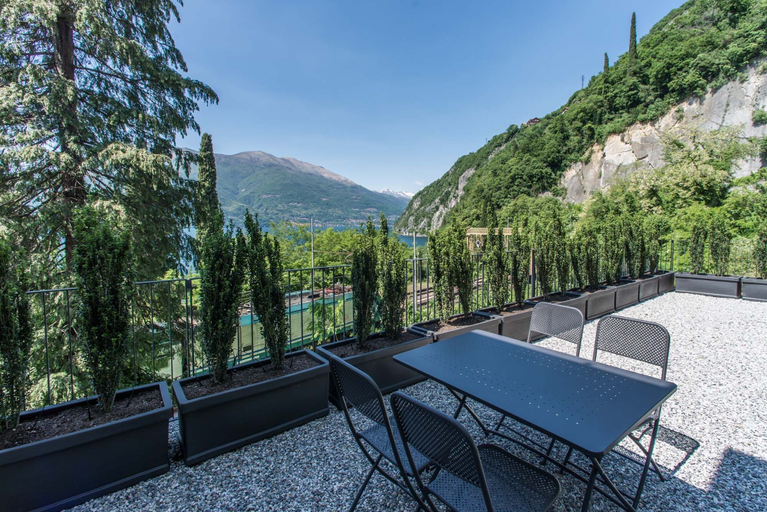 Others 5, Residenza Decimina, Lecco