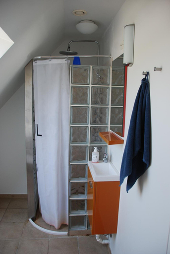 Bathroom 4, Quistgaarden Bed & Breakfast, Næstved