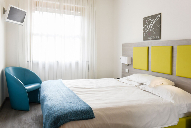 Bedroom 3, Hotel Venezia, Trento
