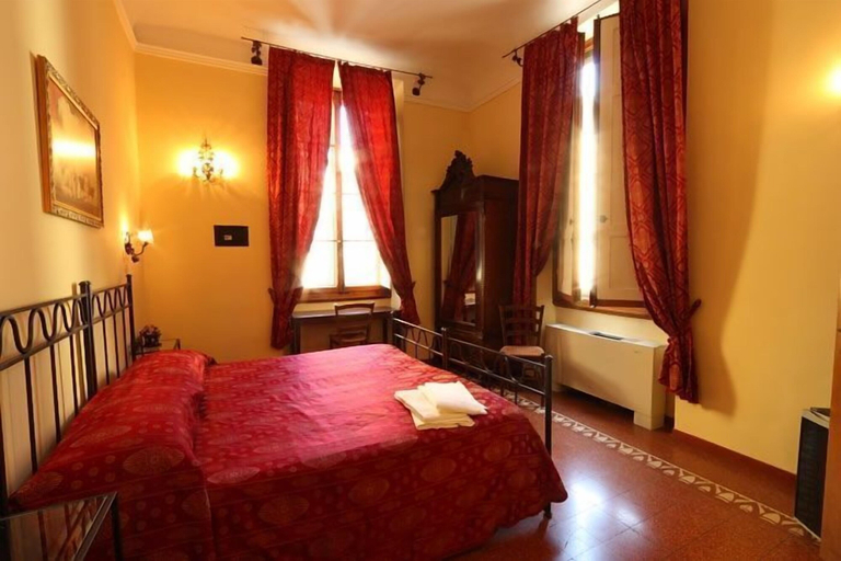 Bedroom 3, Souvenir, Florence