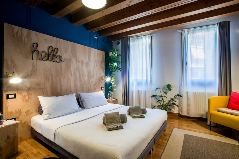 Bedroom 2, Castelmenardo39, Treviso