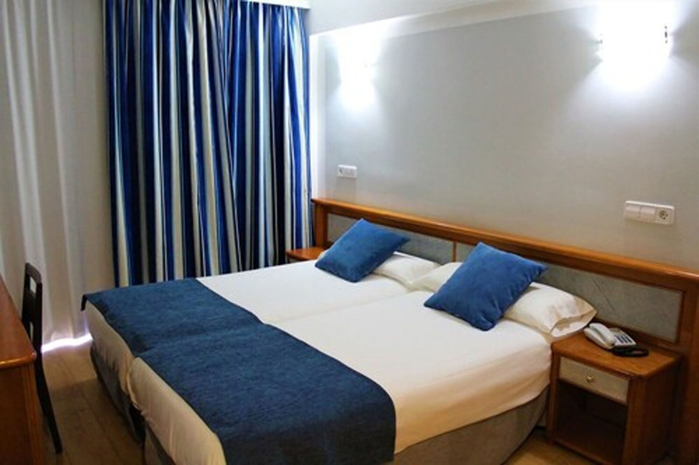 Bedroom 3, Marbel, Baleares