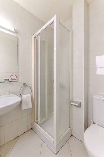 Bathroom 3, Hotel Can Peixan, Lleida