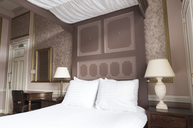 Bedroom 3, Hotel Fidder - Patrick's Whiskybar, Zwolle