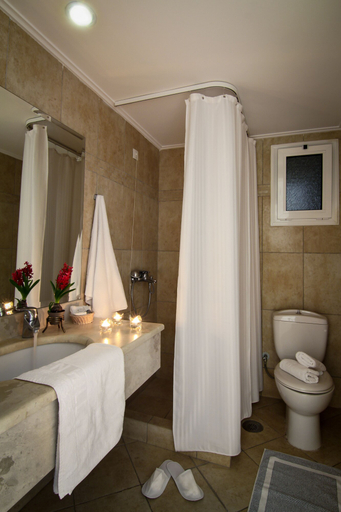 Bathroom 5, Green Hill Hotel, Attica