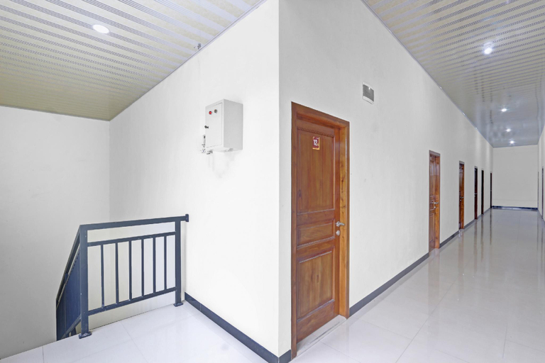 Others 2, OYO 90796 Hotel Mulya Indah, Kebumen