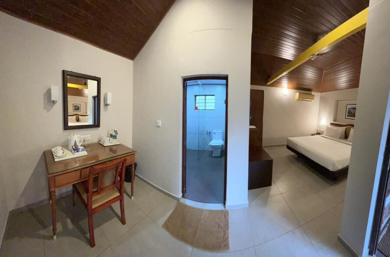 Bedroom 2, Abad Harmonia Ayurveda Beach Resort, Thiruvananthapuram