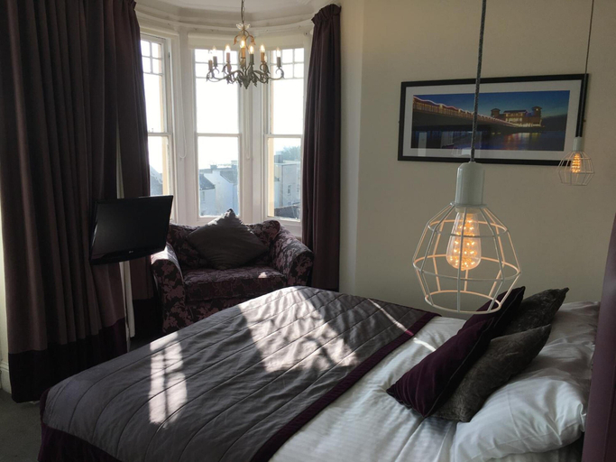 Bedroom 3, Queenswood Hotel, North Somerset