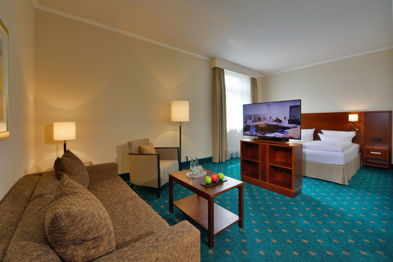 Bedroom 2, Hotel Der Lindenhof, Gotha