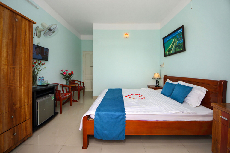 Bedroom 2, Quynh Long Villa, Da Nang