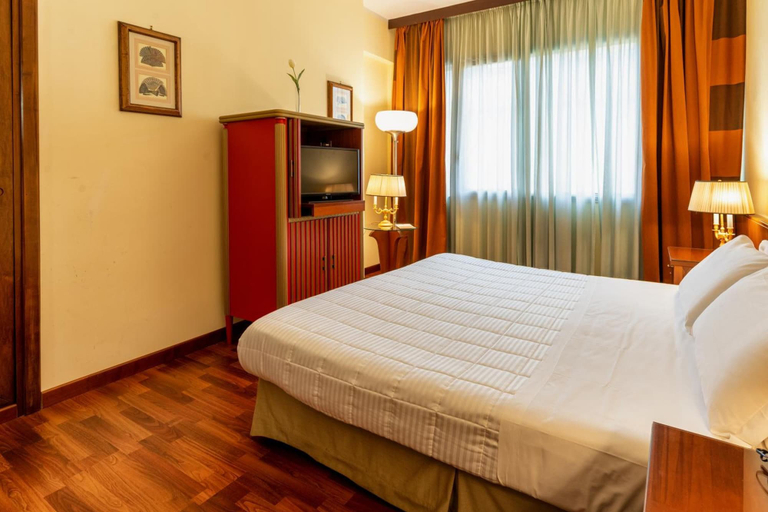 Bedroom 2, Hotel Royal Palace, Messina