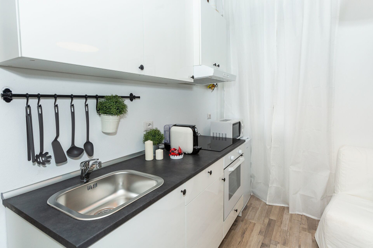Others 5, Home Hotel - Mamiani 6, Milano