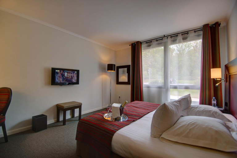 Bedroom 4, Najeti Hotel du Golf, Pas-de-Calais