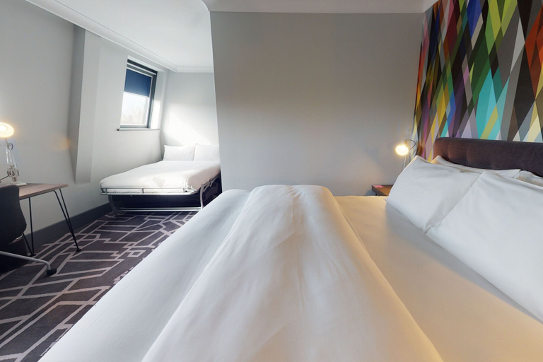 Bedroom 3, Village Hotel Bracknell, Bracknell Forest