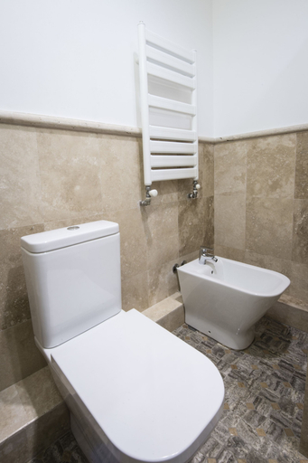 Bathroom 3, Kopala Hotel, Tbilisi
