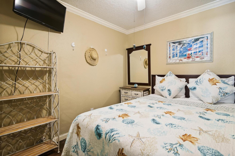 Bedroom 2, Victorian 5101- A Sailor's Getaway, Galveston