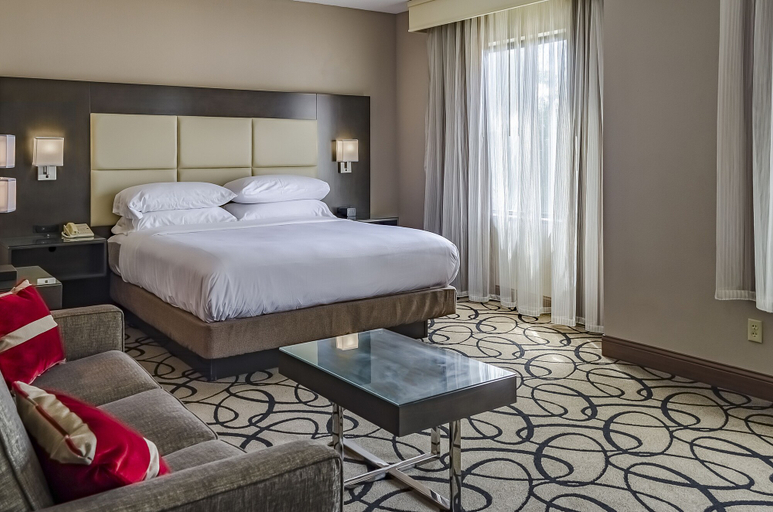 Bedroom 3, Doubletree by Hilton Hattiesburg, MS, Forrest