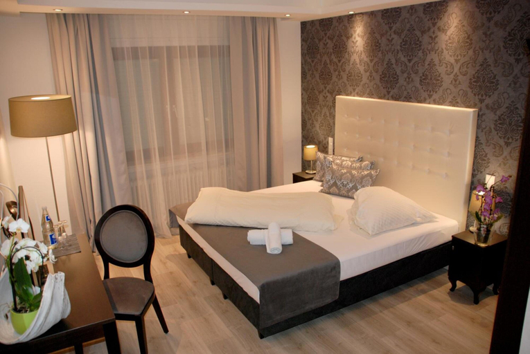 Bedroom 3, Hotel Zur Linde, Main-Kinzig-Kreis