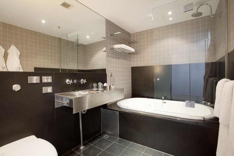 Bathroom 5, Lancemore Mansion Hotel Werribee Park, Melbourne