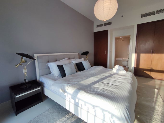 Room 4, SuperHost - Chic Apartment With Balcony Close to Burj Khalifa, Dubai