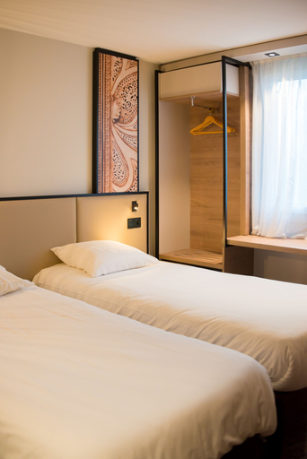 Bedroom 3, Brit Hotel Brest Le Relecq Kerhuon, Finistère