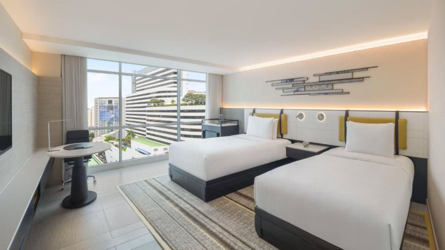 Bedroom 5, DoubleTree by Hilton Bangkok Ploenchit, Khlong Toey
