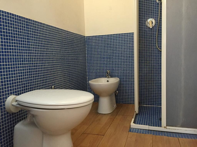 Bathroom 5, B&B Kerry Blu, Bari
