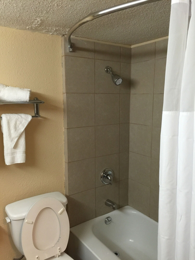Bathroom 4, Quality Inn Saint Louis Airport, Saint Louis