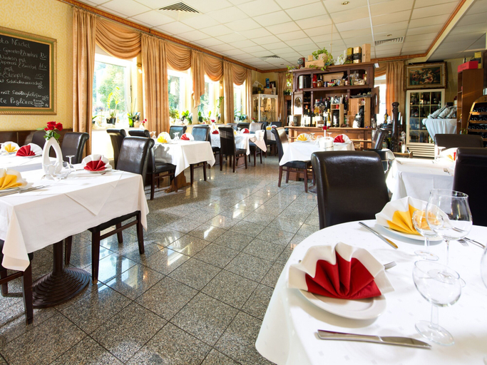 Food & Drinks 5, ACHAT Hotel Monheim am Rhein, Mettmann