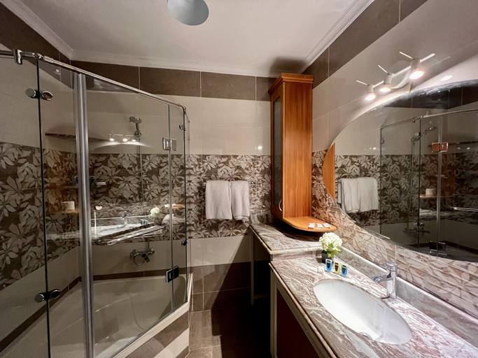Bathroom 5, New Museum Guest House Pyramids View, Al-Ahram