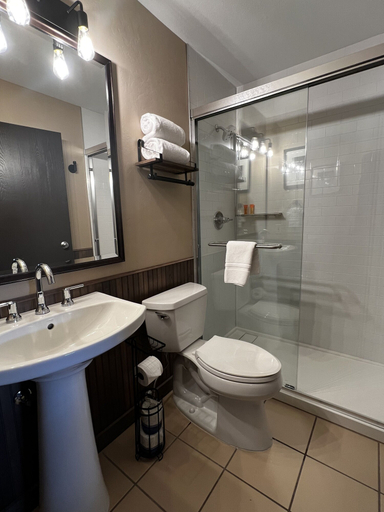 Bathroom 3, MTN Lodge Ridgway, Ouray