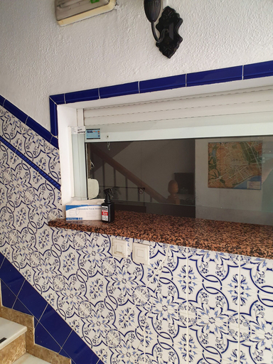 Others 5, Hostal Alicia, Málaga