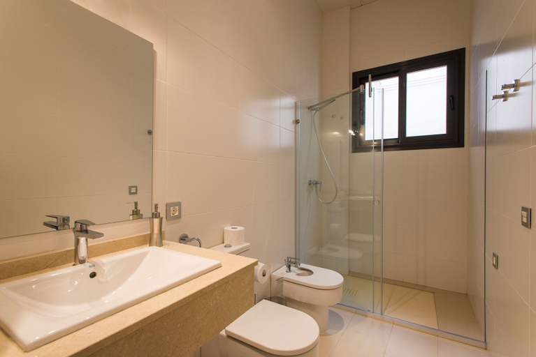 Bathroom 3, Guzman El Bueno Suites, Sevilla
