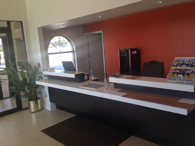 Others 5, Motel 6 San Antonio Fiesta Trails, Bexar