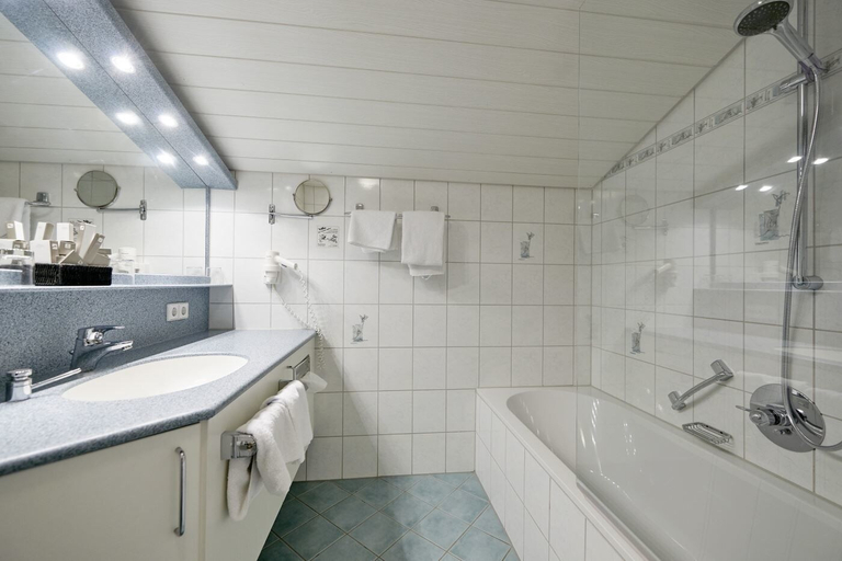 Bathroom 5, Hotel Adler, Oberallgäu
