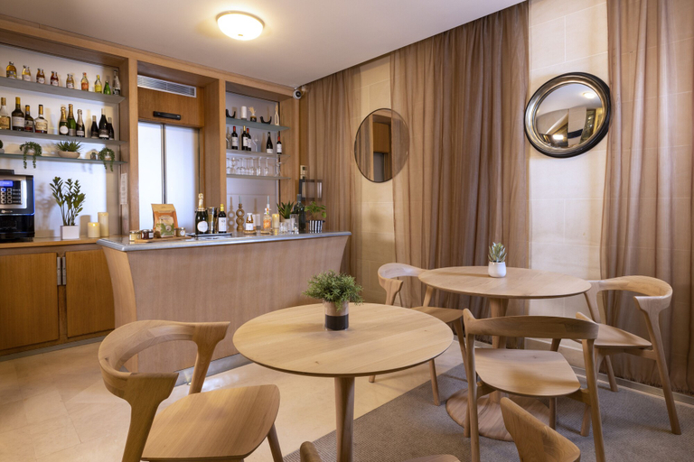 Food & Drinks 5, Hôtel de Banville, Paris