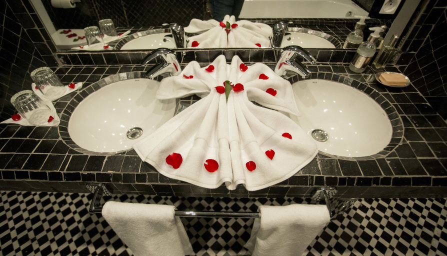 Bathroom 5, Dar Si Aissa All Suites Palace, Marrakech